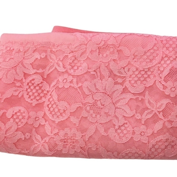 VINTAGE 1960s Vanity Fair Lace Lacy Pink Half Slip Pillow Tab Below Knee - Picture 7 of 10